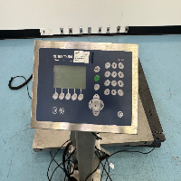 Mettler Toledo IND560 Floor Scale image 2